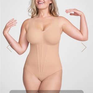 Honeylove lift wear Boldness Bodysuit - new with tags